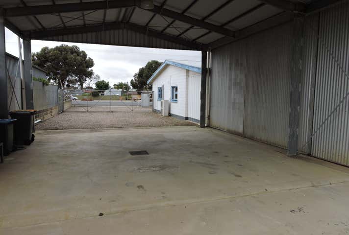 189 Adelaide Road Murray Bridge SA 5253 - Image 3