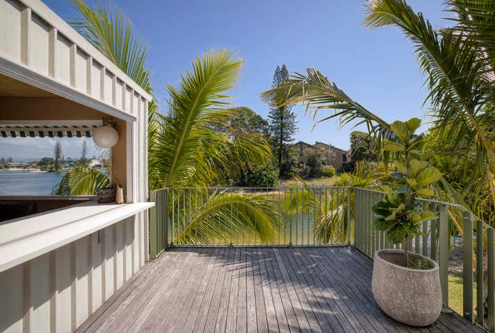 1/13 Northview Street Mermaid Waters QLD 4218 - Image 5