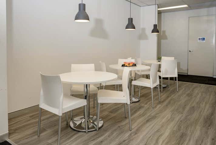 6/1 Merino Entrance Cockburn Central WA 6164 - Image 3