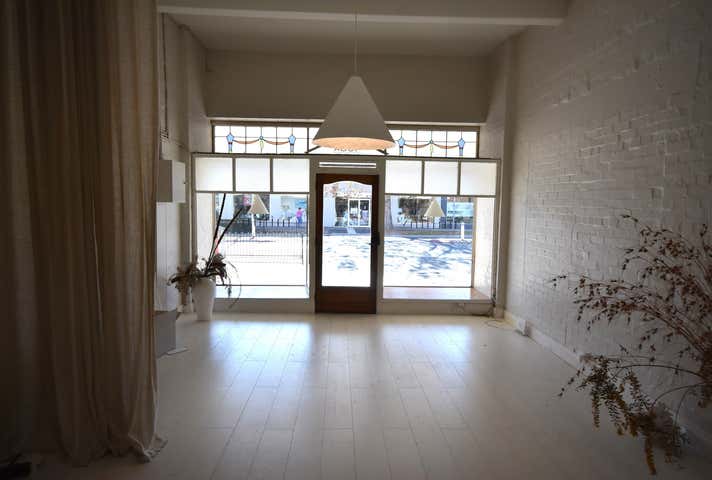 493a Swift Street Albury NSW 2640 - Image 3