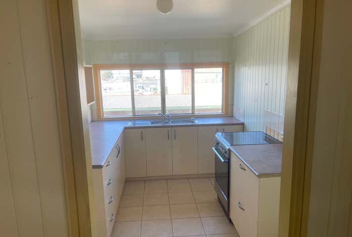 9-11 Gartrell Albion QLD 4010 - Image 8