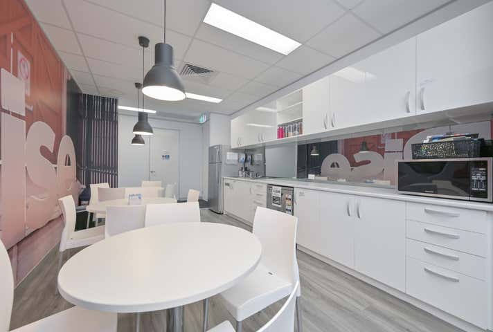 6/1 Merino Entrance Cockburn Central WA 6164 - Image 12