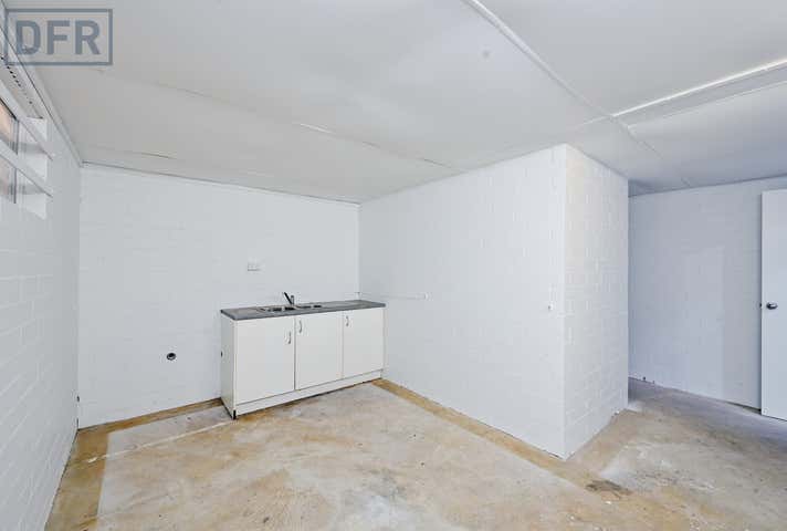 4/1 Crompton Road Rockingham WA 6168 - Image 10