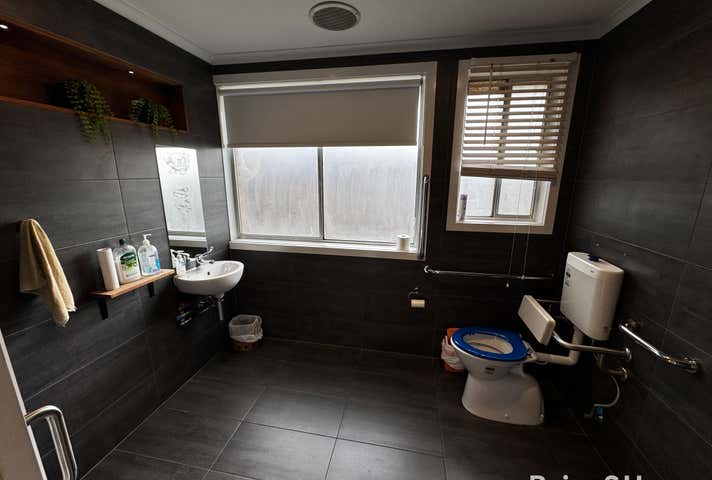 106 Riddell Road Sunbury VIC 3429 - Image 12