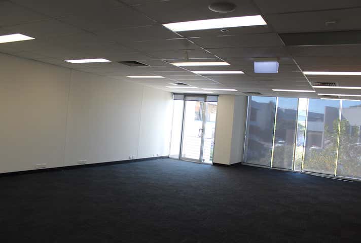 Unit 15, 828 High Street Kew VIC 3101 - Image 3