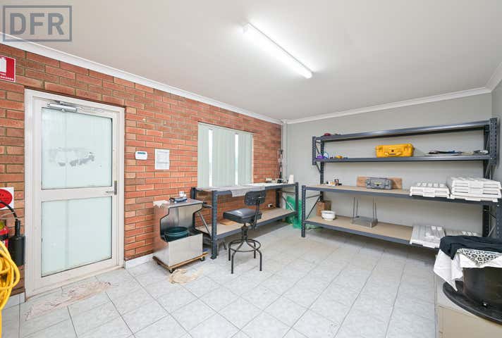 3/35 Cooper Road Cockburn Central WA 6164 - Image 14
