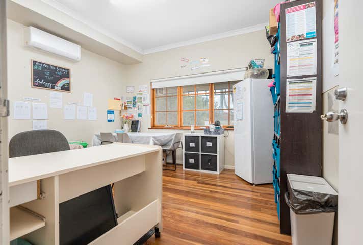 236 Fourth Street Wonthella WA 6530 - Image 5