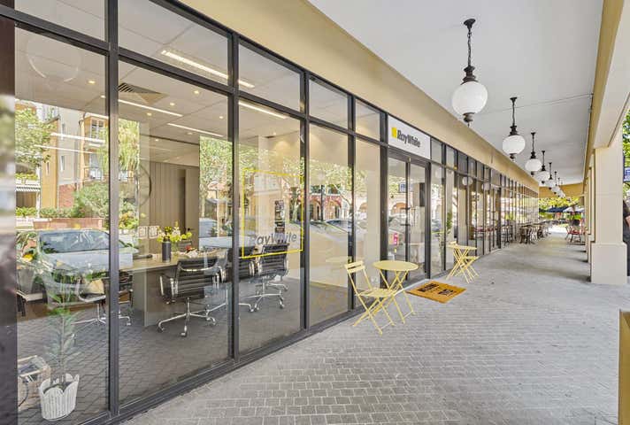 French Quarter, 3029 The Boulevard Carrara QLD 4211 - Image 11