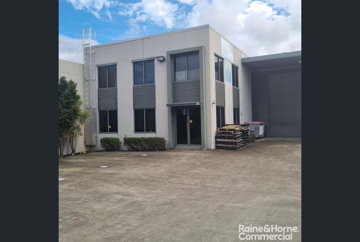 Unit 6, 30-38 Margaret Vella Drive Paget QLD 4740 - Image 1