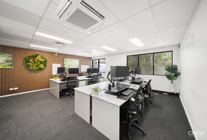 109 Upton Street Bundall QLD 4217 - Image 32