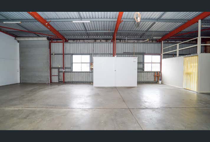 210 Anzac Avenue Kippa-Ring QLD 4021 - Image 10