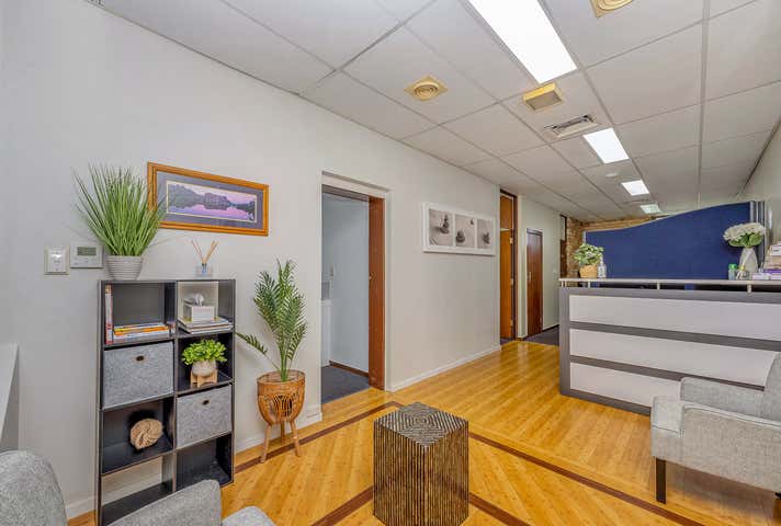 3/42 Ross River Road Mundingburra QLD 4812 - Image 4