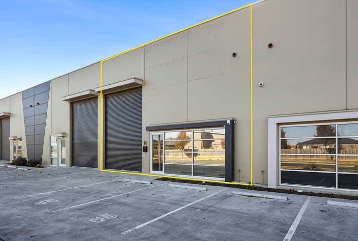 10/18 Gregory Street West Lake Gardens VIC 3355 - Image 1