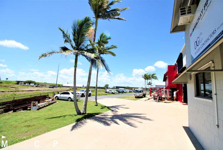 9/2 Jeffcoat Street West Mackay QLD 4740 - Image 9