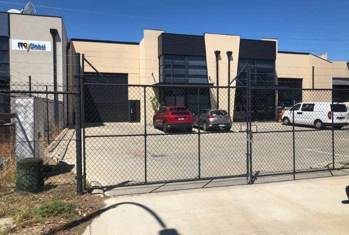 2/50 Mordaunt Cct Canning Vale WA 6155 - Image 4