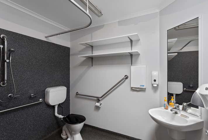 100 Herries Street East Toowoomba QLD 4350 - Image 10