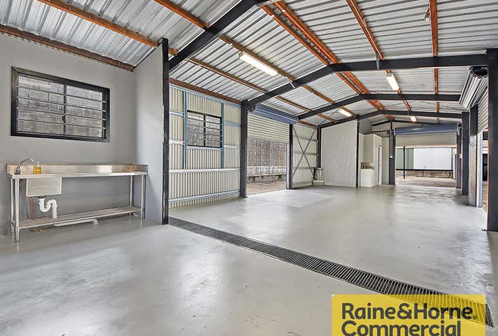 24 Cameron Street Clontarf QLD 4019 - Image 4