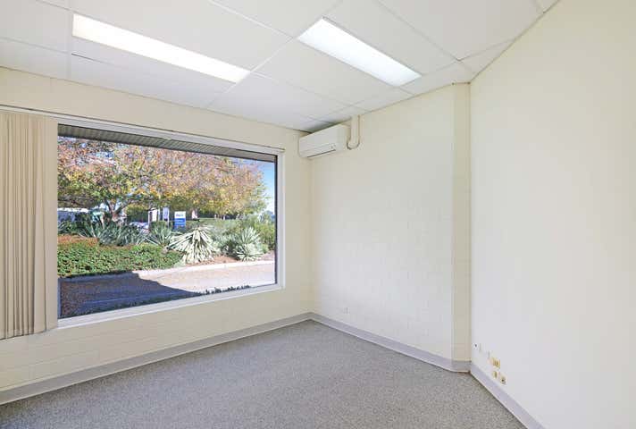 2 Somersby Road Welshpool WA 6106 - Image 6