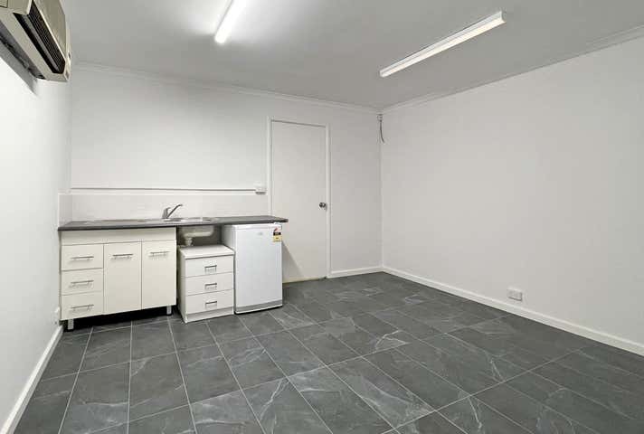 Unit 3, 52 Clavering Road Bayswater WA 6053 - Image 7