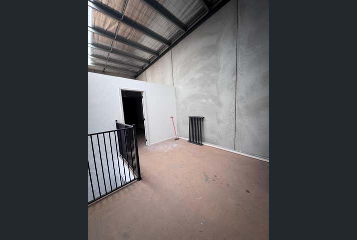 2/73 Eucumbene Drive Ravenhall VIC 3023 - Image 15