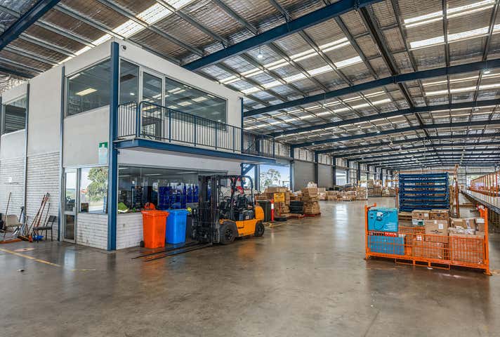 881 Abernethy Road Forrestfield WA 6058 - Image 6