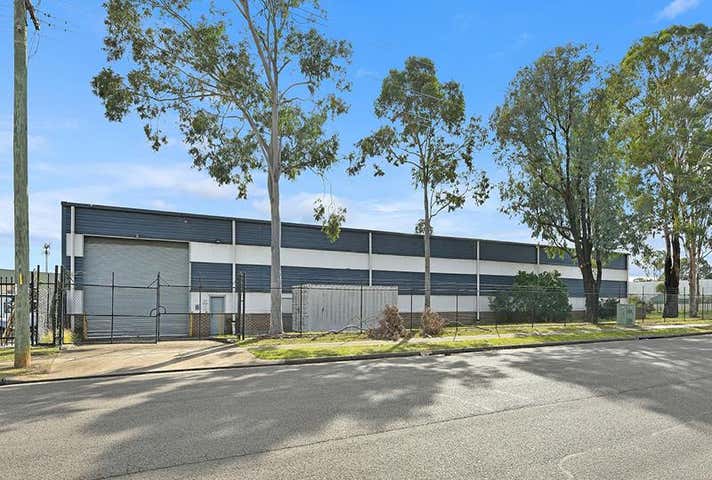 18 Norwich Road Ingleburn NSW 2565 - Image 9