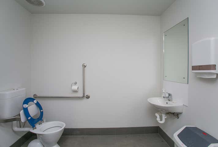 Unit 4, 37 Greenwich Pde Neerabup WA 6031 - Image 13