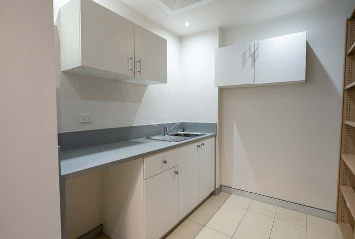 2.20/4 Hyde Parade Campbelltown NSW 2560 - Image 2