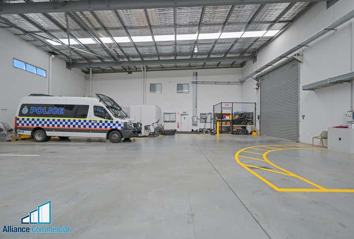 42 Axis Parade Neerabup WA 6031 - Image 13
