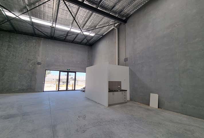 5/19 Frigate Way Bullsbrook WA 6084 - Image 3