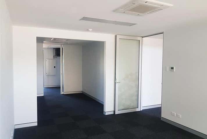 6/15 Discovery Drive North Lakes QLD 4509 - Image 7