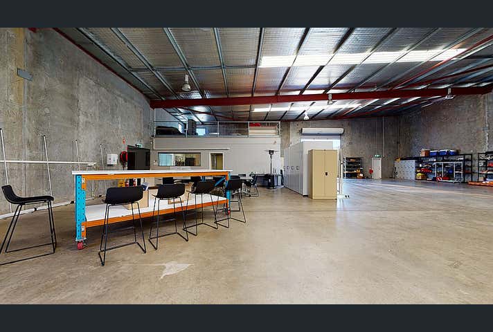 19 Weatherburn Way Kardinya WA 6163 - Image 3