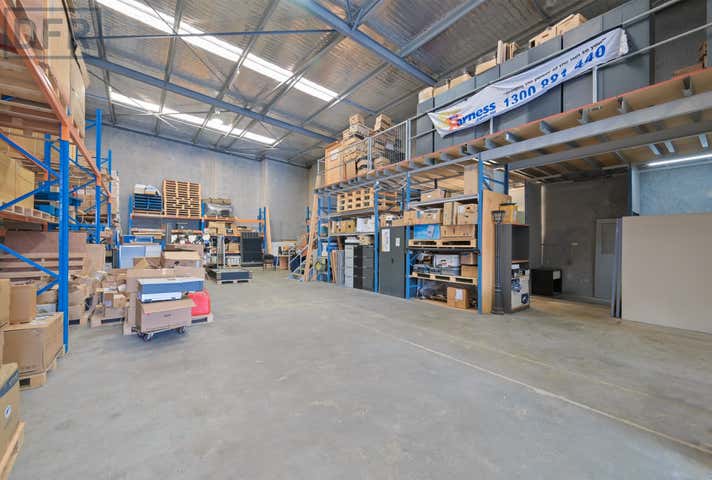 2/5 Sequoia Place Bibra Lake WA 6163 - Image 9