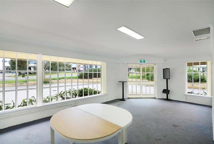 3 Lago Place Joondalup WA 6027 - Image 16