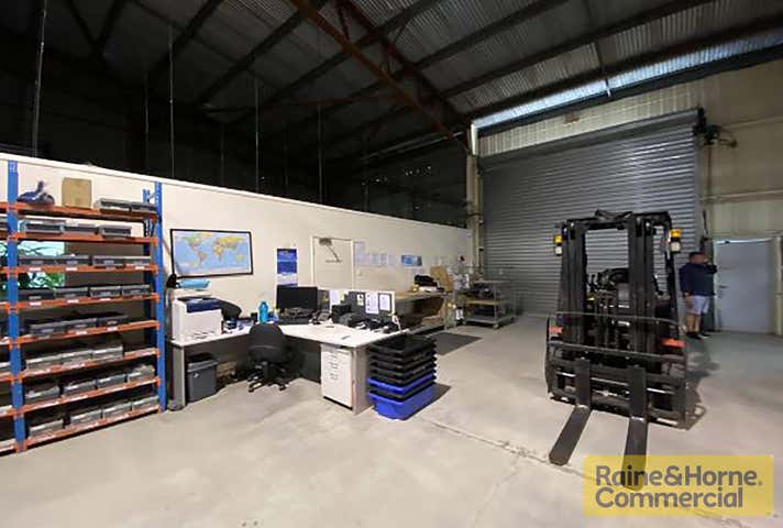 2B/919-925 Nudgee Road Banyo QLD 4014 - Image 4