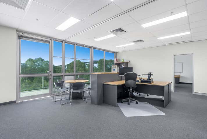 2/53 Metroplex Avenue Murarrie QLD 4172 - Image 4