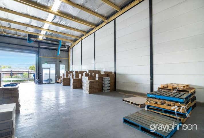 Unit 37, 44 Sparks Avenue Fairfield VIC 3078 - Image 2