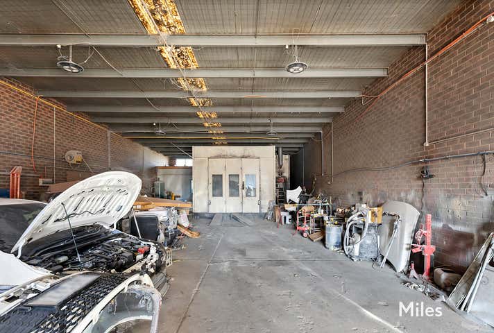 2/23 Norfolk Court Coburg North VIC 3058 - Image 2