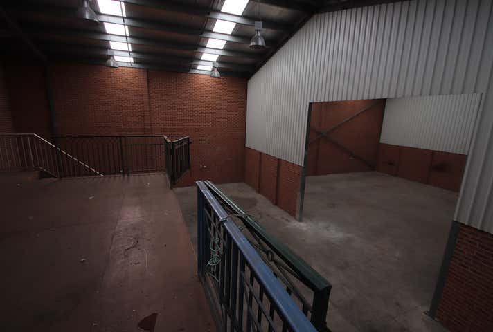 4 Doyle Avenue Unanderra NSW 2526 - Image 5