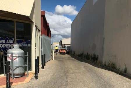 73 Farrall Road Midvale WA 6056 - Image 8