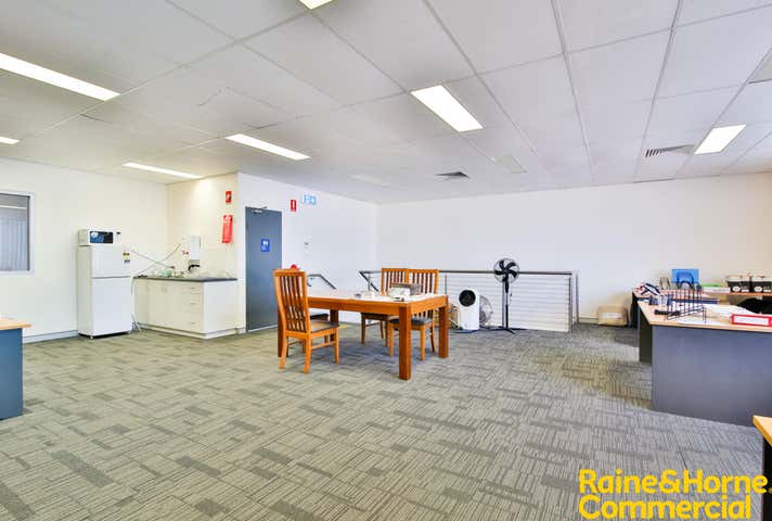 Units 2 & 3, 132 Blaikie Road Penrith NSW 2750 - Image 5