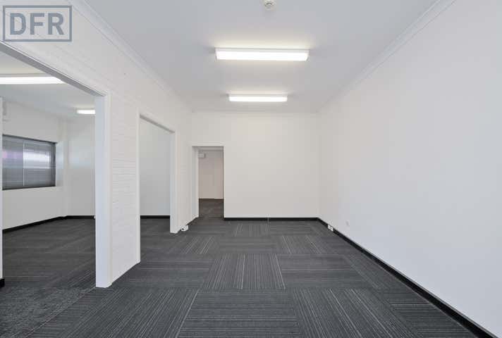 3/10 Hines Road O'Connor WA 6163 - Image 11