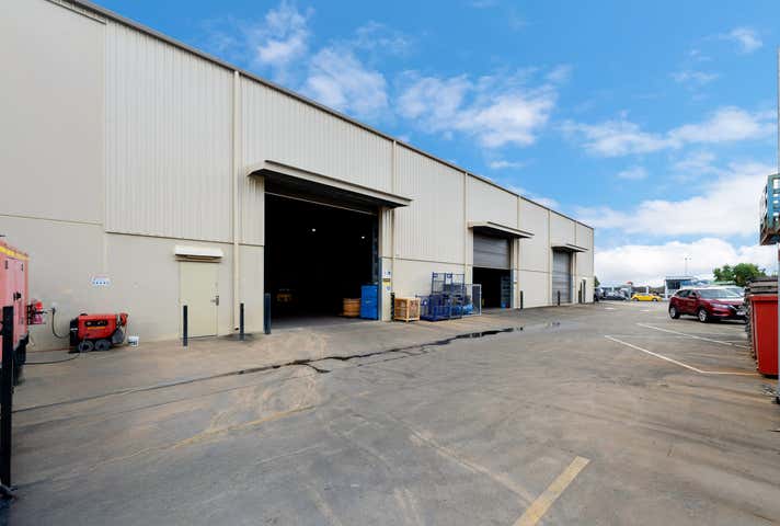 64-66 Crocodile Crescent Mount St John QLD 4818 - Image 8