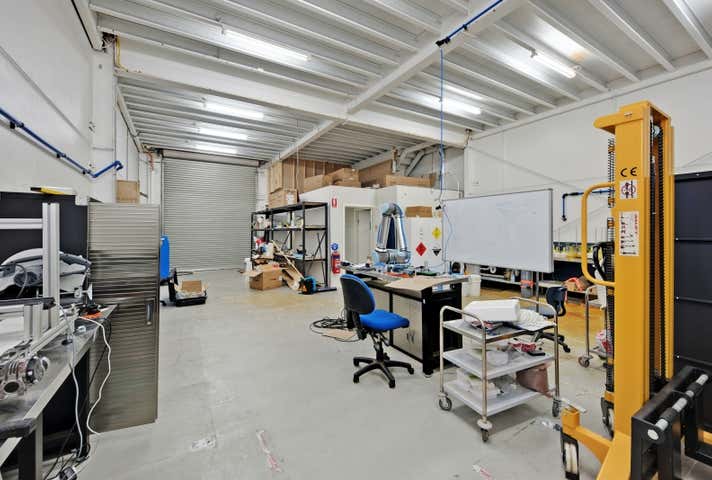 2/26 Earsdon Street Yarraville VIC 3013 - Image 3