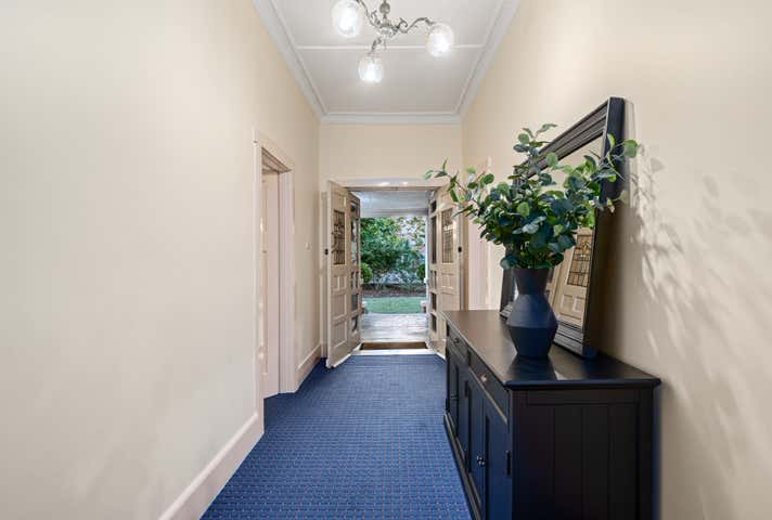 748 Young Street Albury NSW 2640 - Image 12
