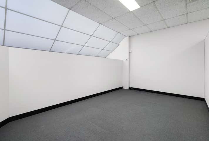 Unit 3, 861 Doncaster Road Doncaster East VIC 3109 - Image 5