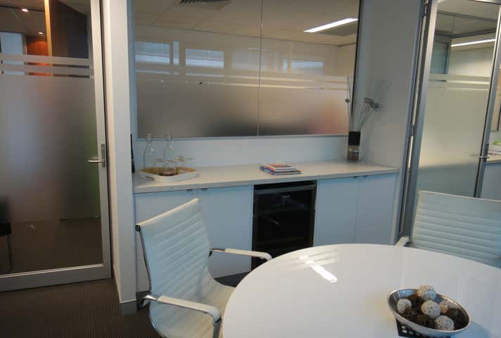 4128/834 Pittwater Road Dee Why NSW 2099 - Image 5