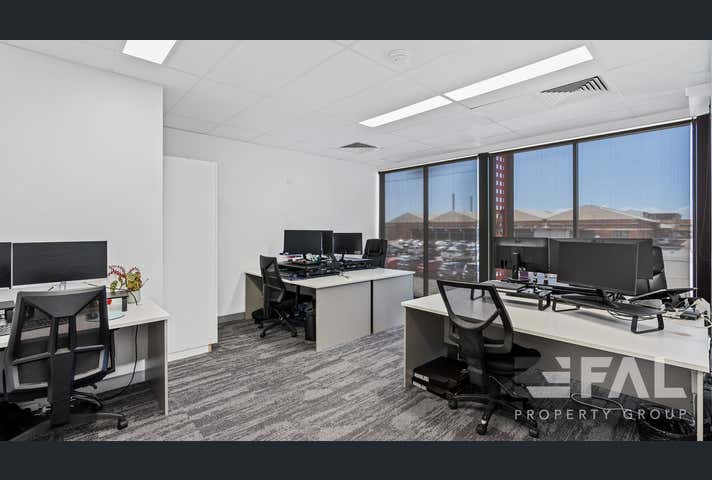 Unit  4, 252 Earnshaw Rd Northgate QLD 4013 - Image 3