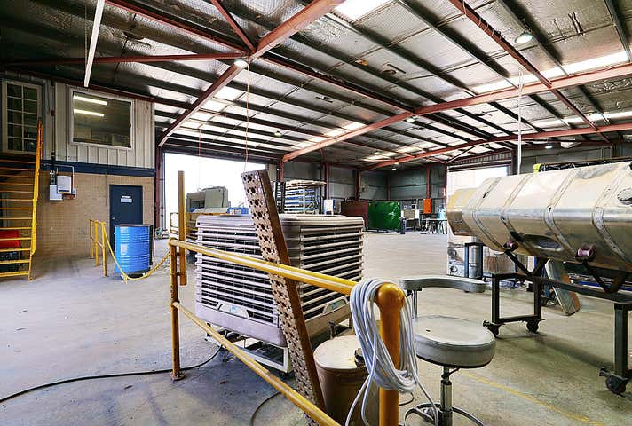 12-16 Robert Street Bellevue WA 6056 - Image 13