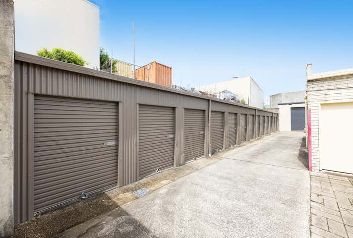 33 Ern Harley Drive Burleigh Heads QLD 4220 - Image 2